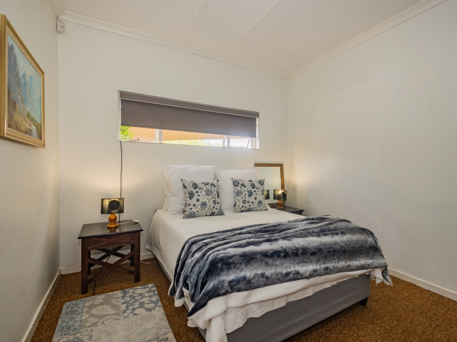 4 Bedroom Property for Sale in Panorama Western Cape